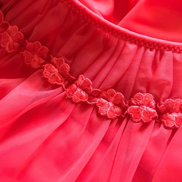 Vintage Nightgown - Picture 4 of 6